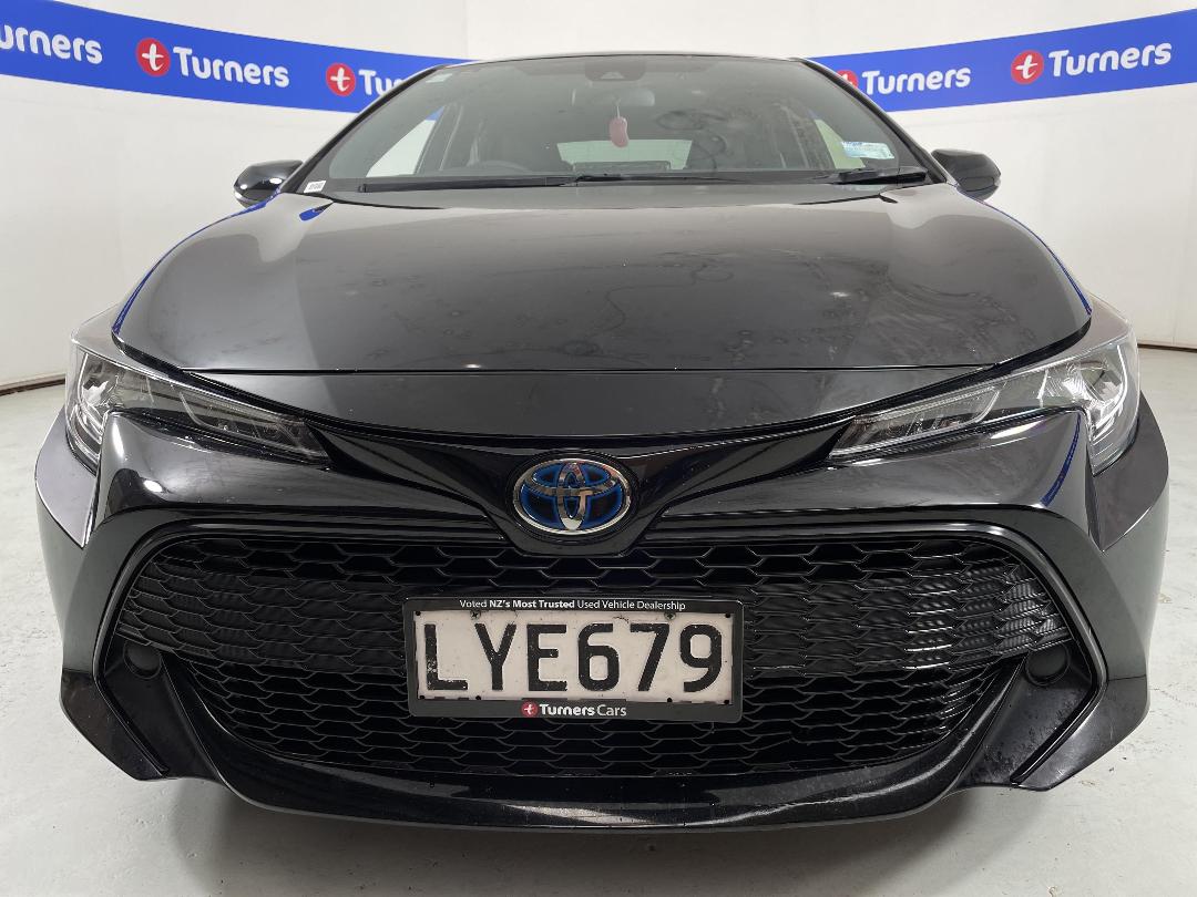 Photo '2' of Toyota Corolla