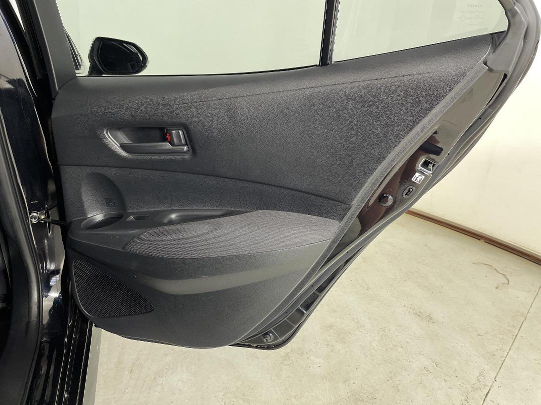 Photo '19' of Toyota Corolla