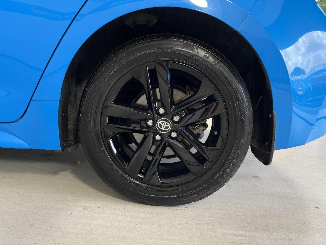 Photo '11' of Toyota Corolla