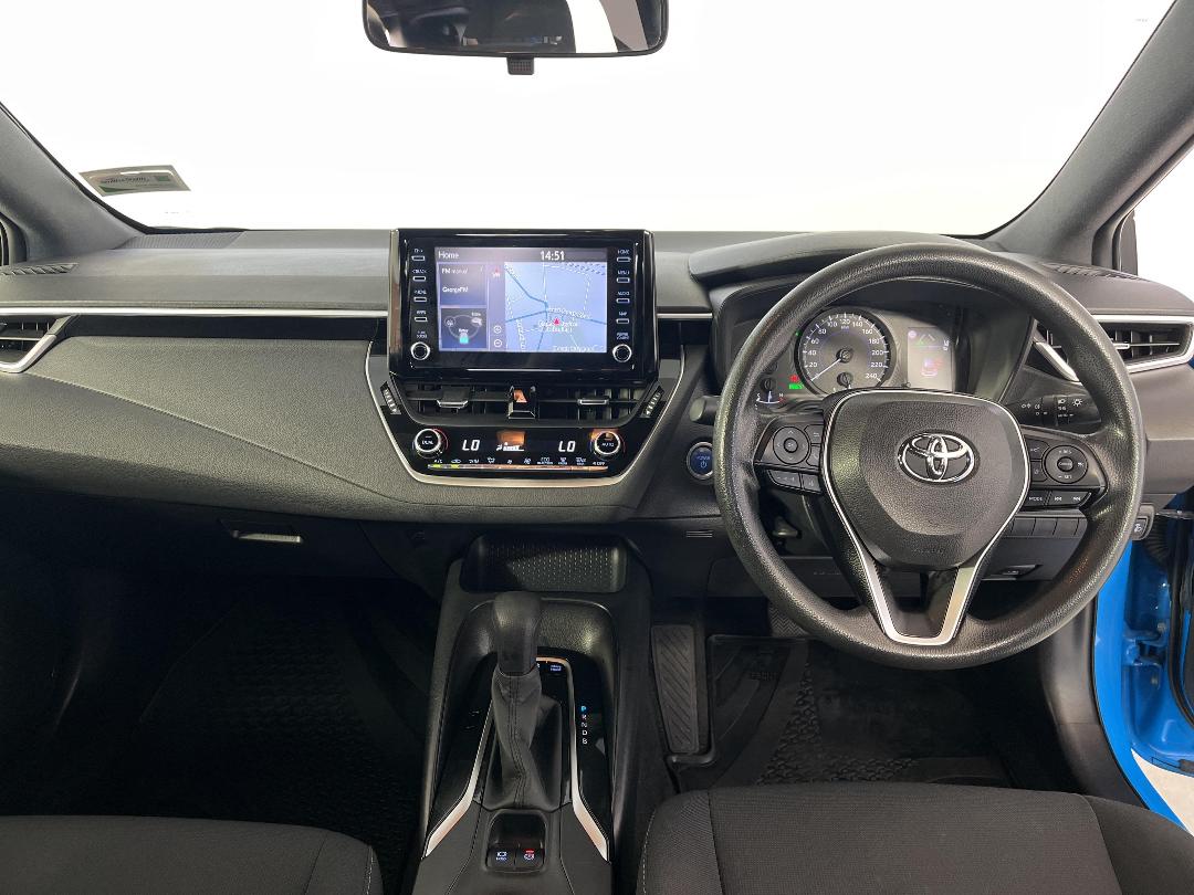 Photo '17' of Toyota Corolla