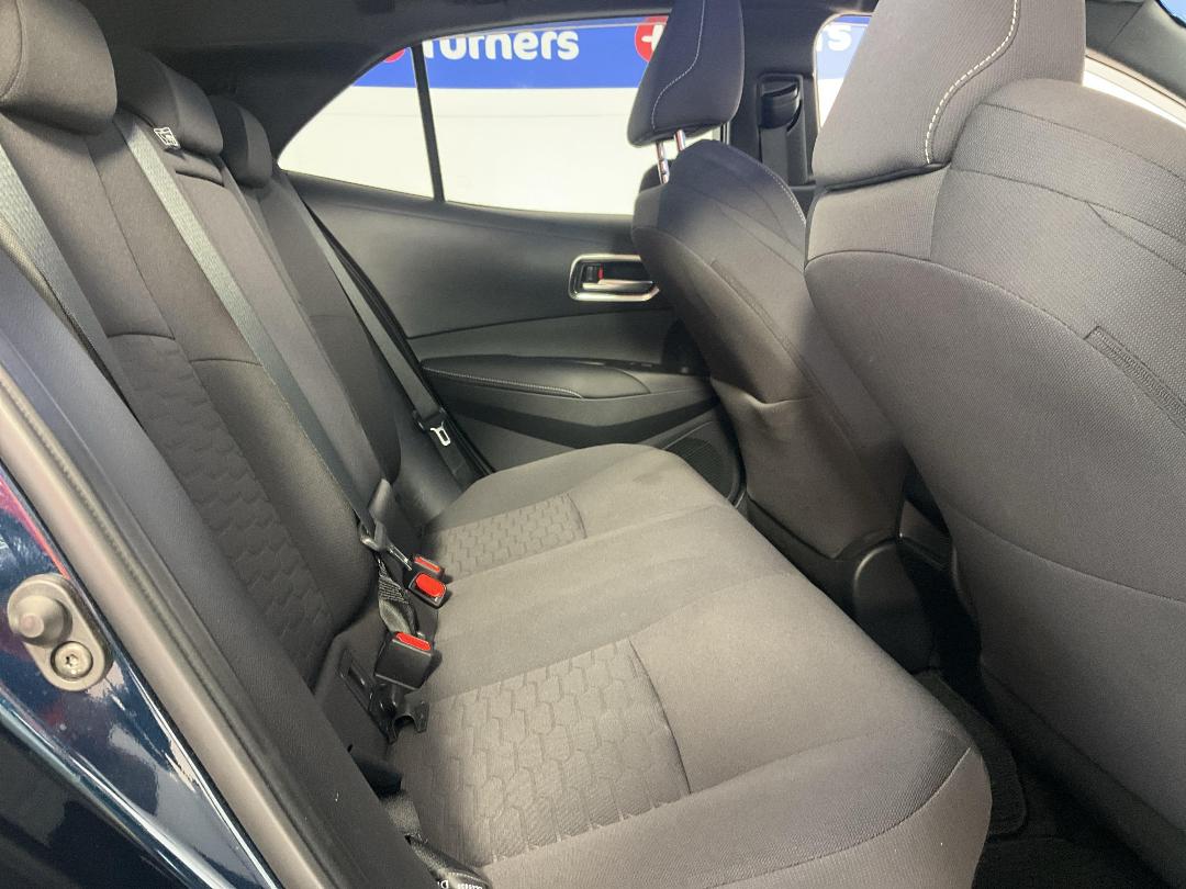 Photo '20' of Toyota Corolla Photo '20' of Toyota Corolla