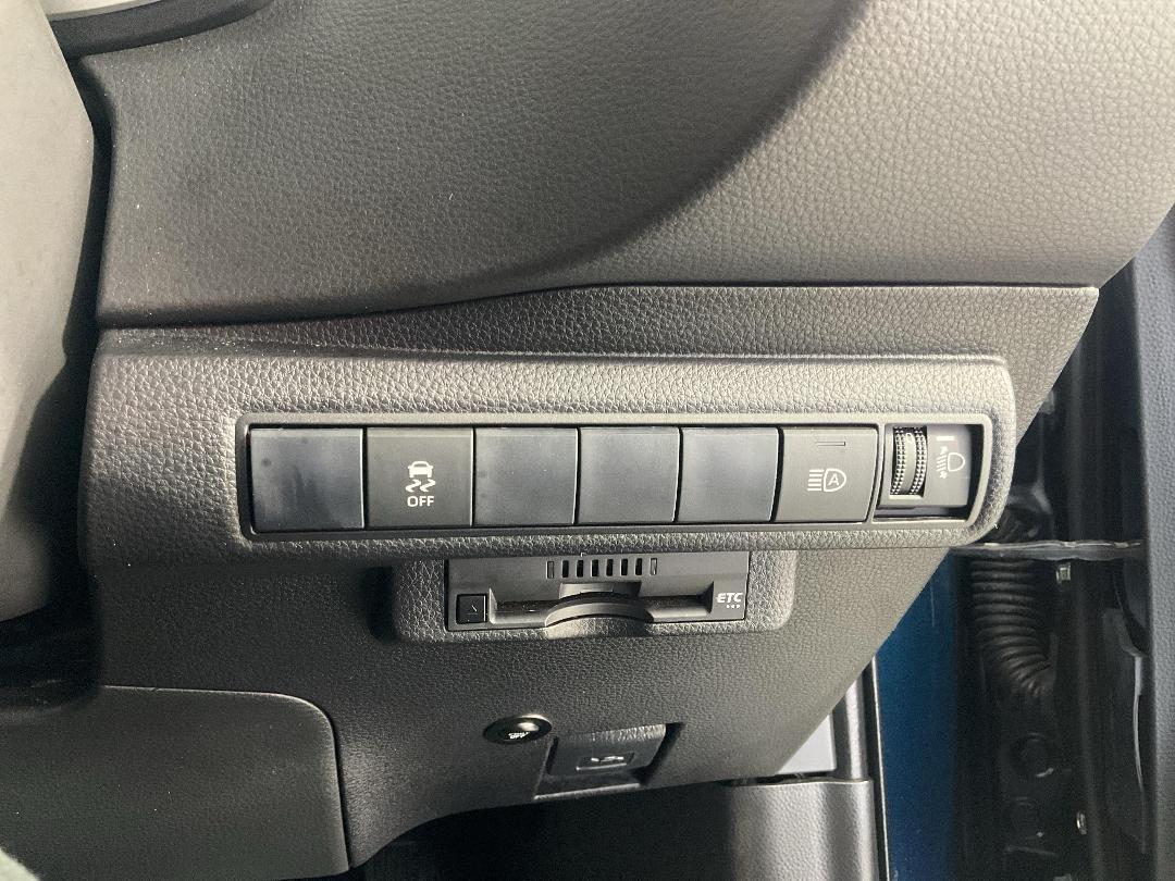 Photo '31' of Toyota Corolla Photo '31' of Toyota Corolla