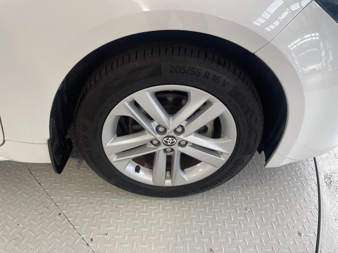 Photo '9' of Toyota Corolla