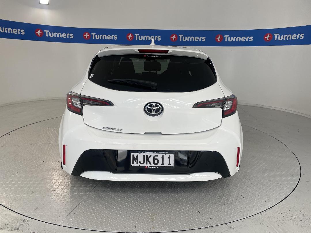 Photo '6' of Toyota Corolla