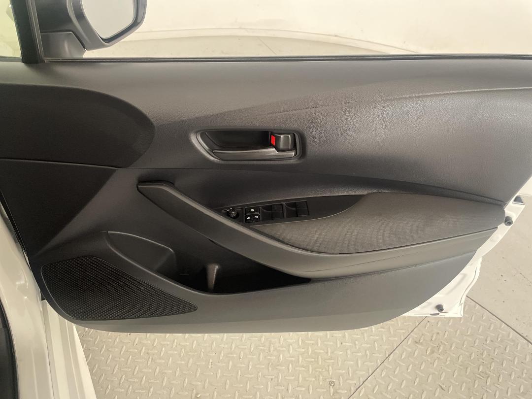 Photo '15' of Toyota Corolla