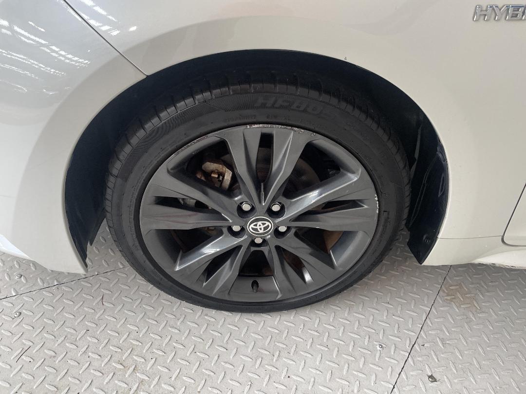 Photo '10' of Toyota Corolla