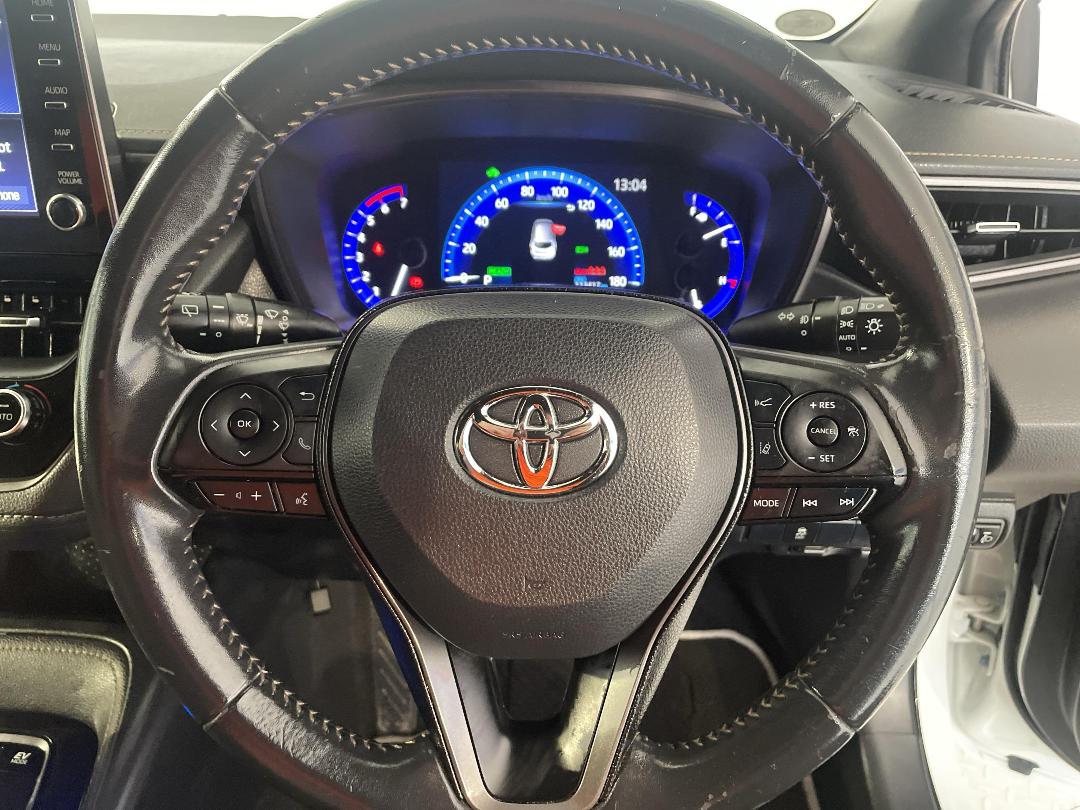 Photo '28' of Toyota Corolla