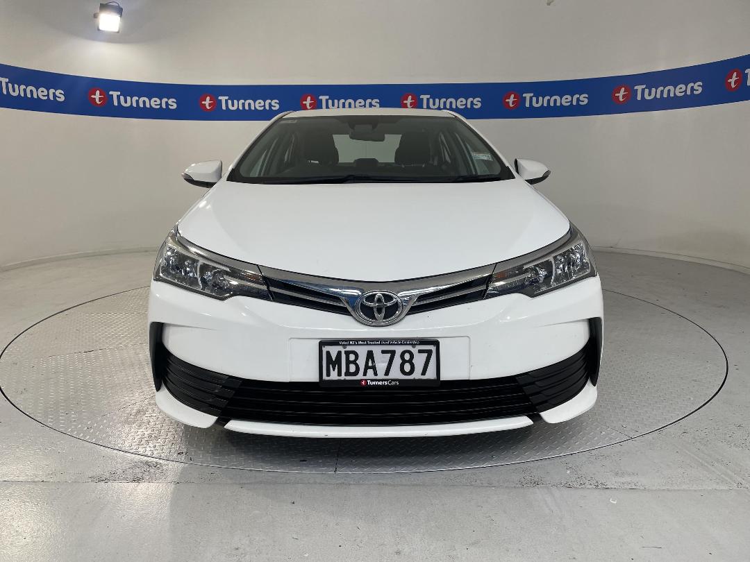 Photo '2' of Toyota Corolla