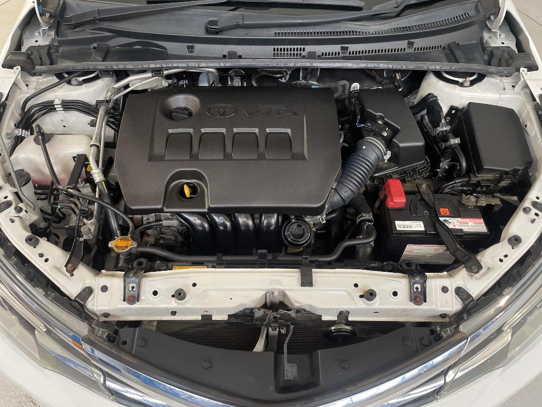 Photo '13' of Toyota Corolla