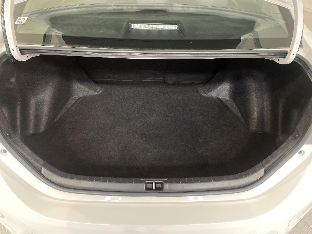 Photo '14' of Toyota Corolla