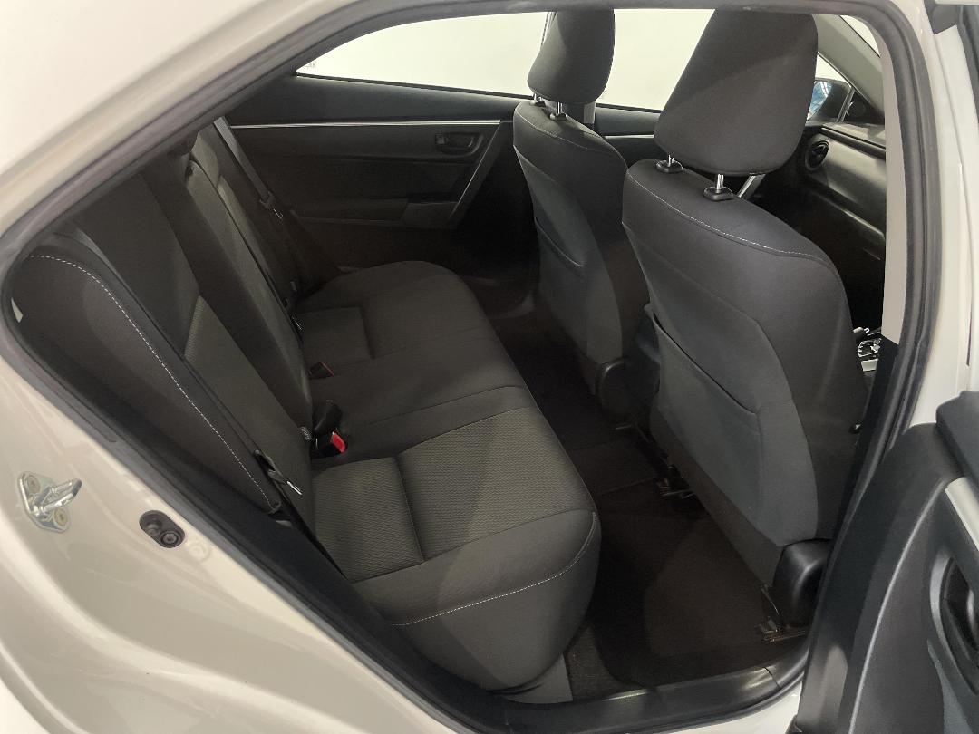 Photo '20' of Toyota Corolla