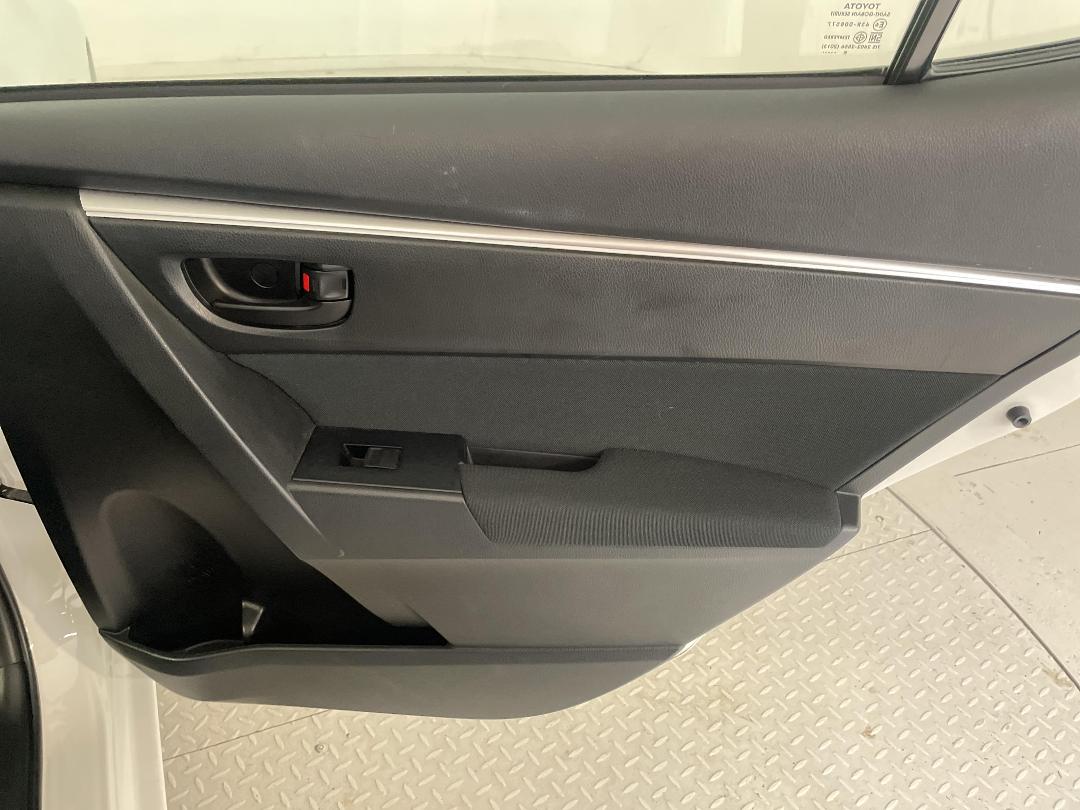 Photo '19' of Toyota Corolla