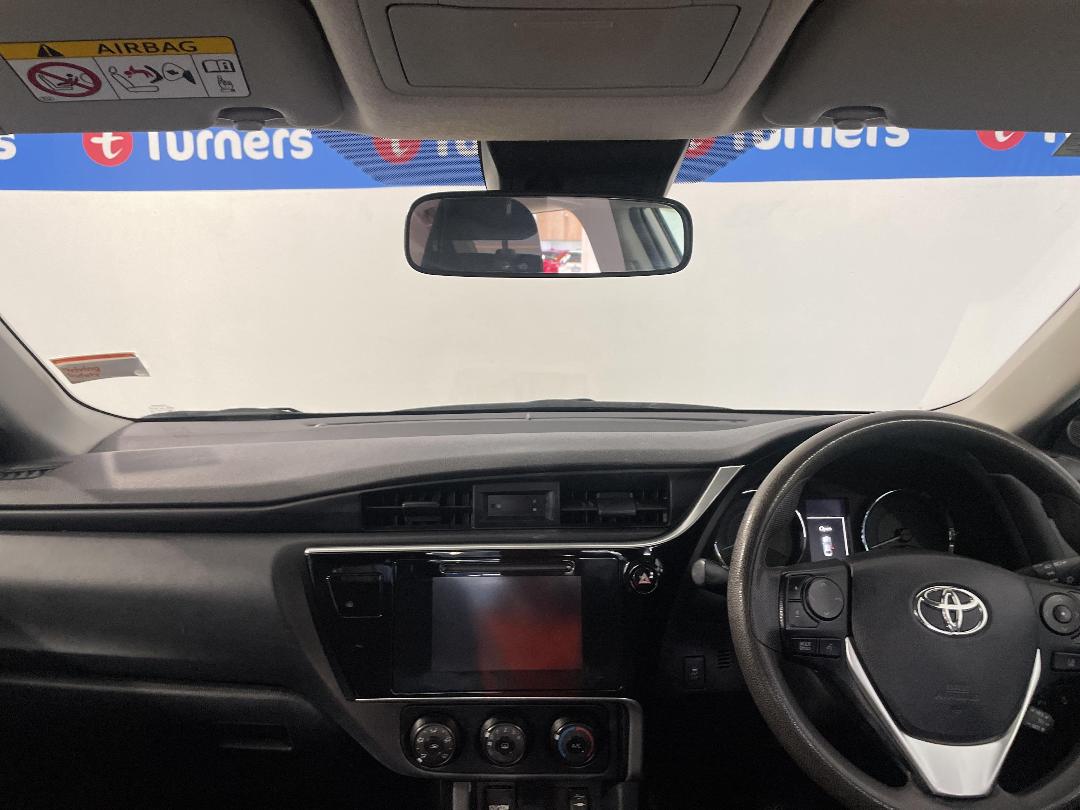 Photo '17' of Toyota Corolla