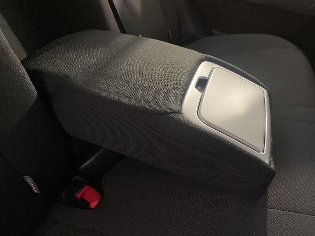 Photo '23' of Toyota Corolla