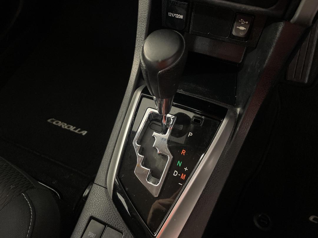 Photo '32' of Toyota Corolla