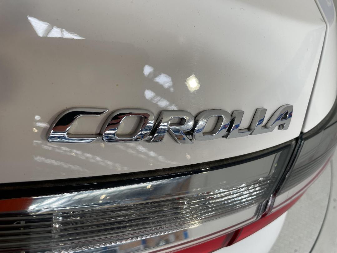 Photo '36' of Toyota Corolla