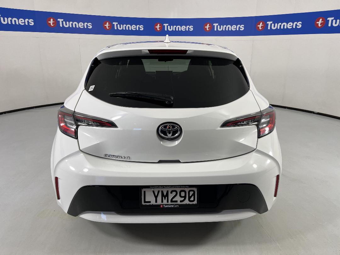 Photo '6' of Toyota Corolla