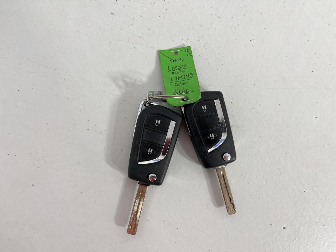 Photo '22' of Toyota Corolla