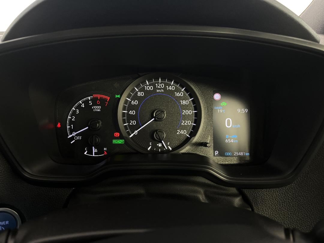 Photo '21' of Toyota Corolla Photo '21' of Toyota Corolla