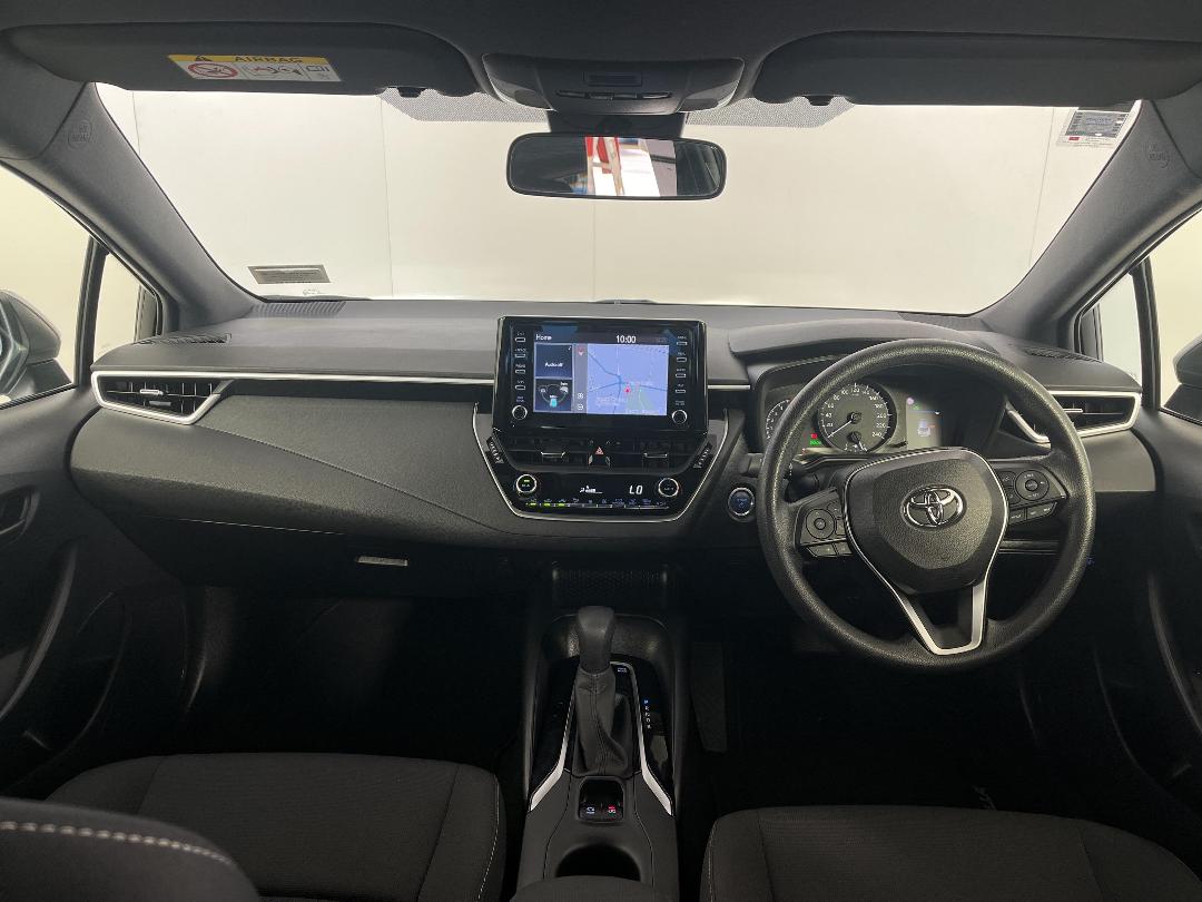 Photo '17' of Toyota Corolla Photo '17' of Toyota Corolla