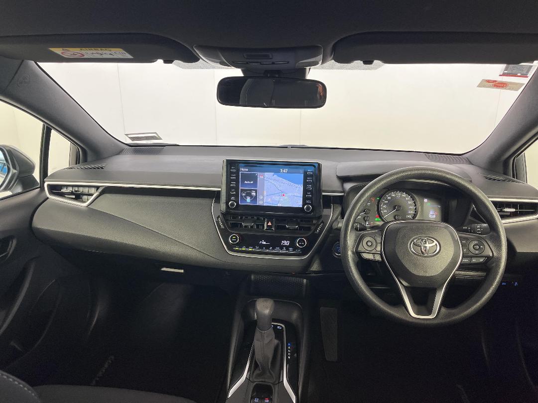 Photo '17' of Toyota Corolla