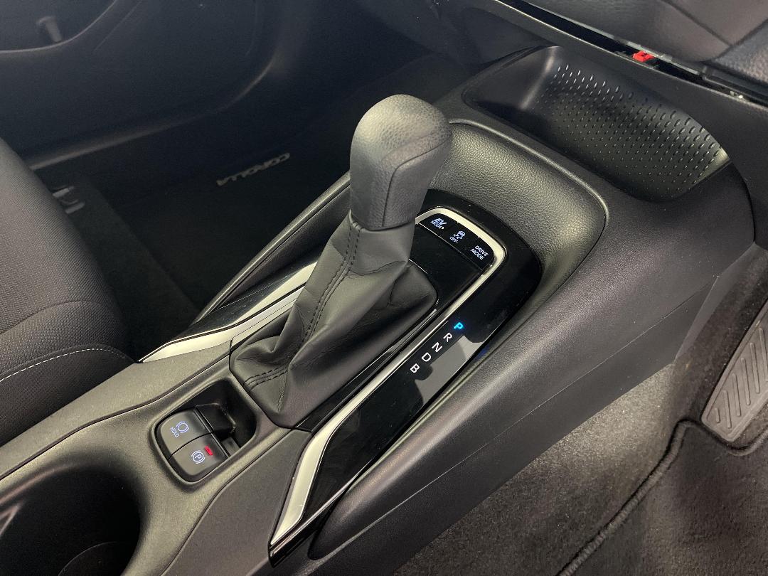 Photo '18' of Toyota Corolla