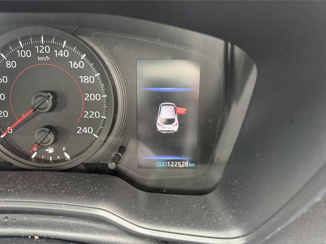 Photo '6' of Toyota Corolla GX