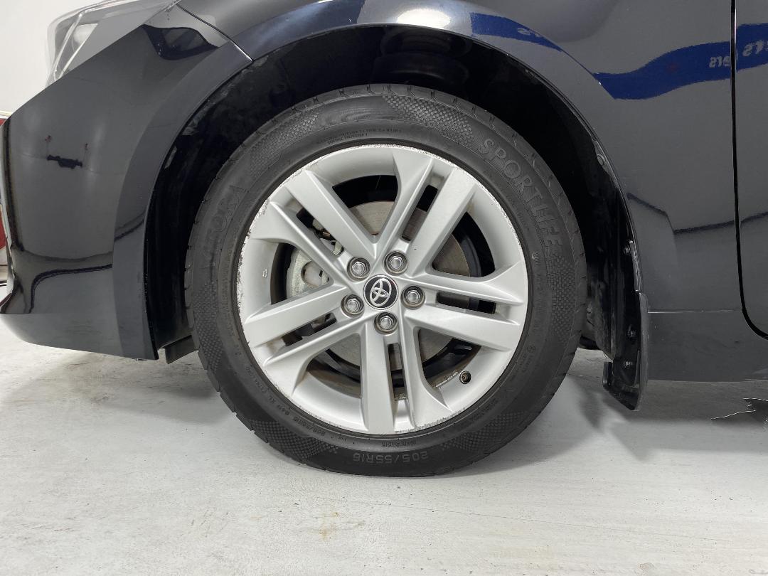 Photo '10' of Toyota Corolla Photo '10' of Toyota Corolla