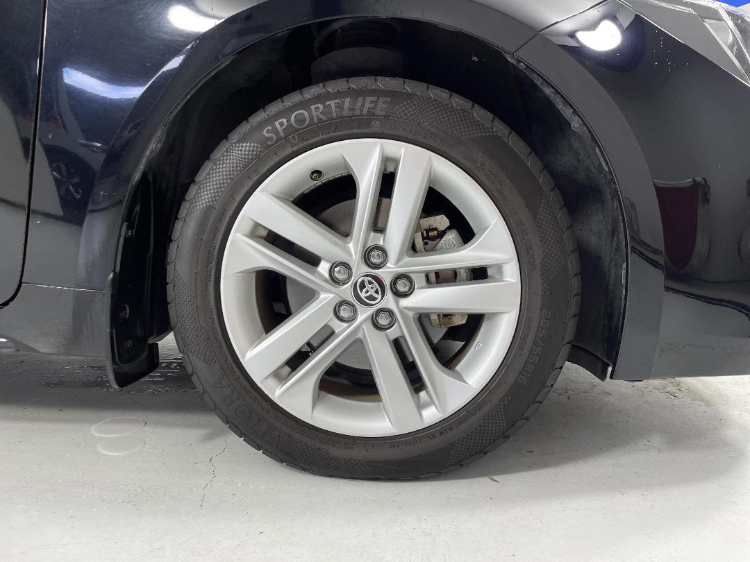 Photo '9' of Toyota Corolla Photo '9' of Toyota Corolla