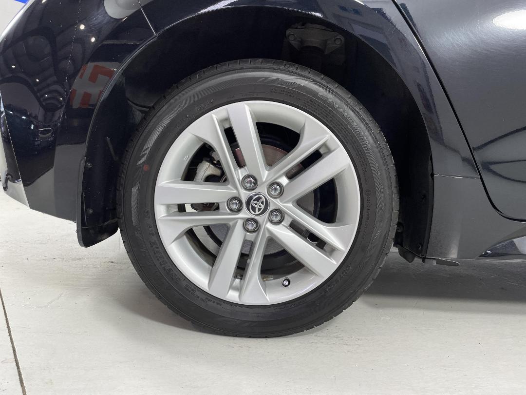 Photo '12' of Toyota Corolla Photo '12' of Toyota Corolla