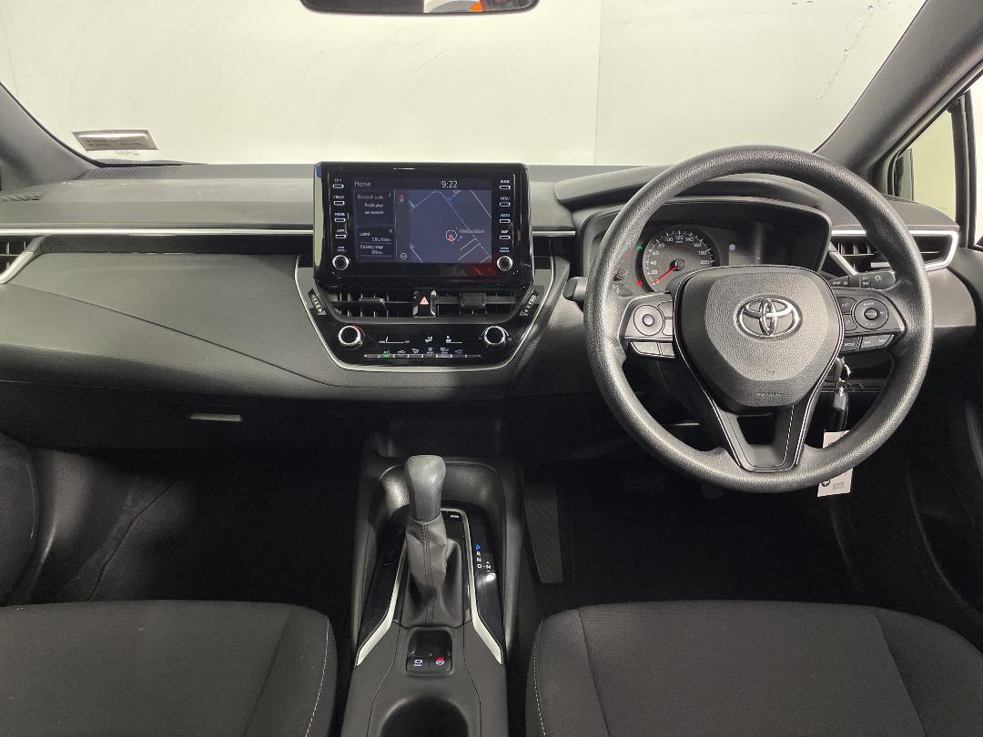 Photo '18' of Toyota Corolla Photo '18' of Toyota Corolla