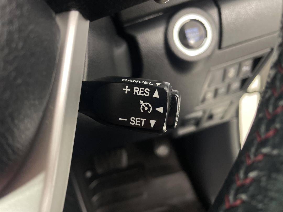 Photo '26' of Toyota Fortuner