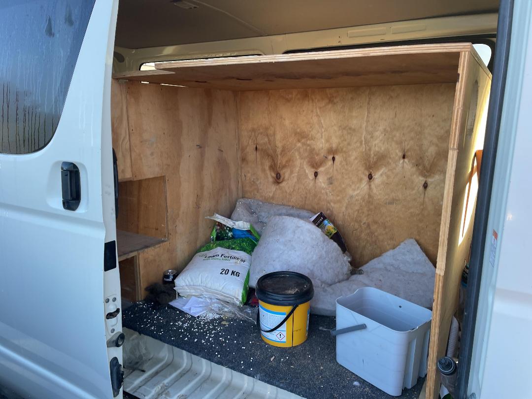 Photo '17' of Toyota Hiace