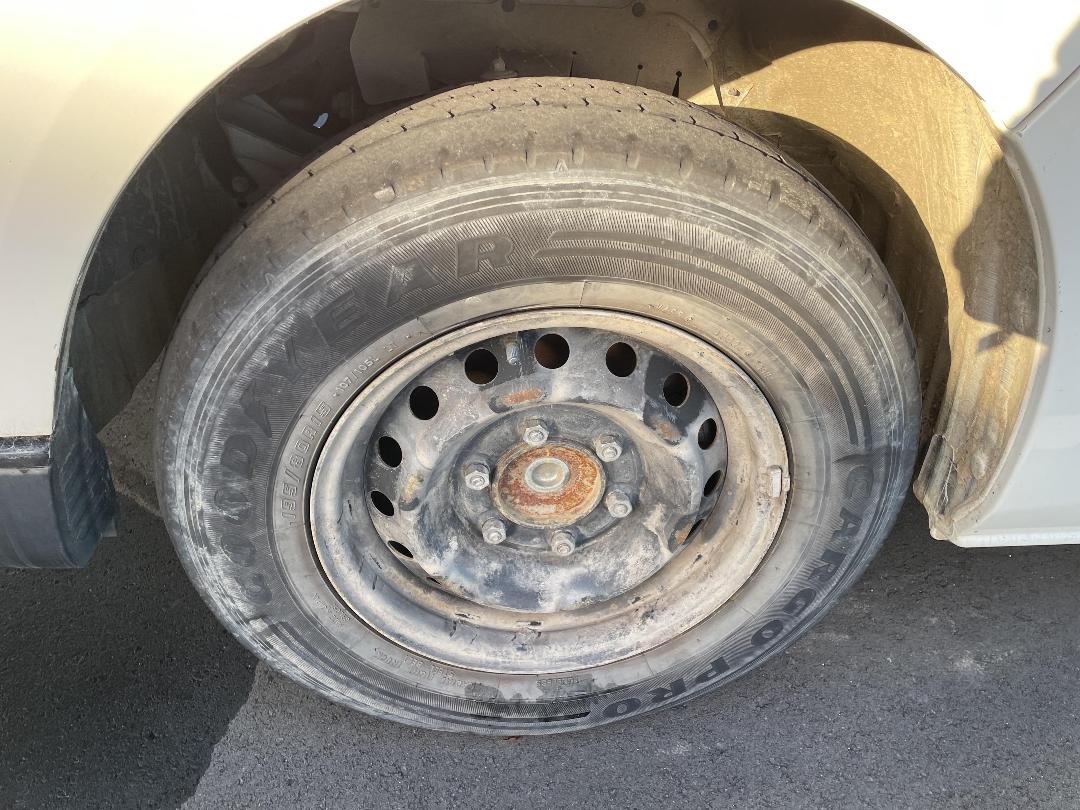 Photo '5' of Toyota Hiace