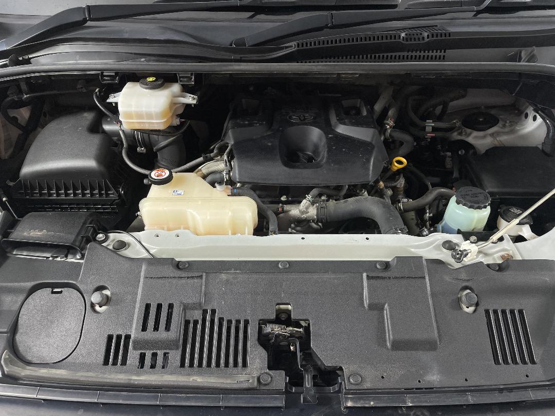 Photo '13' of Toyota Hiace Photo '13' of Toyota Hiace