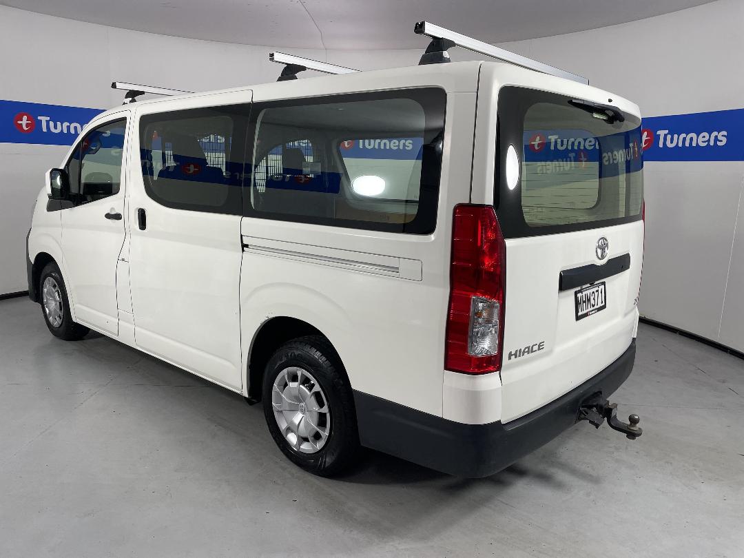 Photo '5' of Toyota Hiace Photo '5' of Toyota Hiace