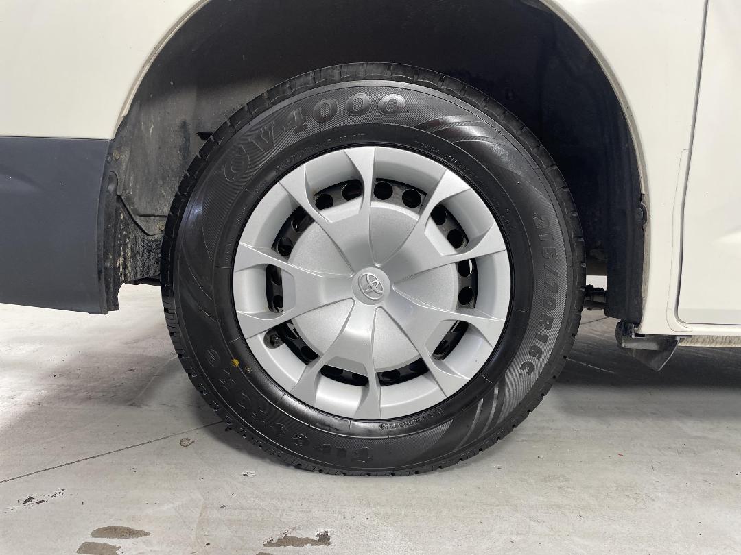 Photo '12' of Toyota Hiace Photo '12' of Toyota Hiace