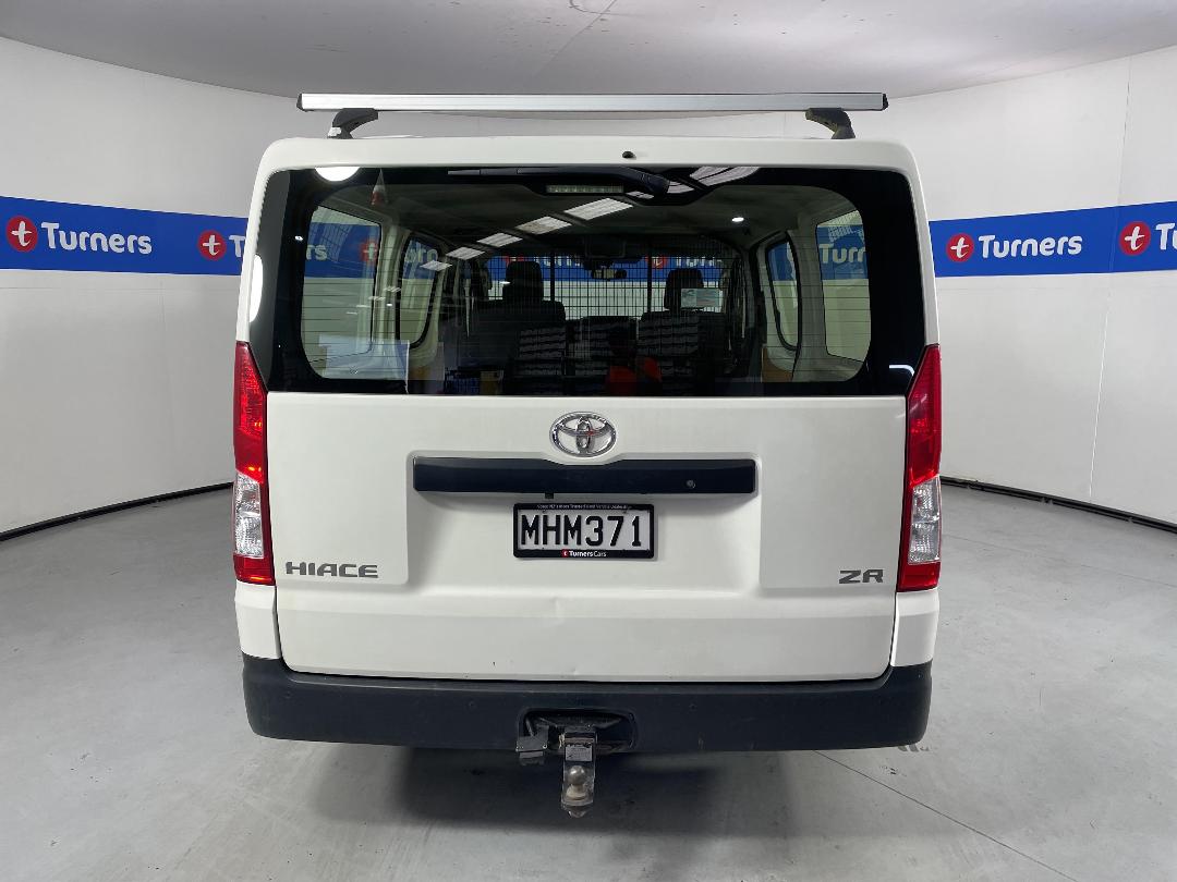Photo '6' of Toyota Hiace Photo '6' of Toyota Hiace