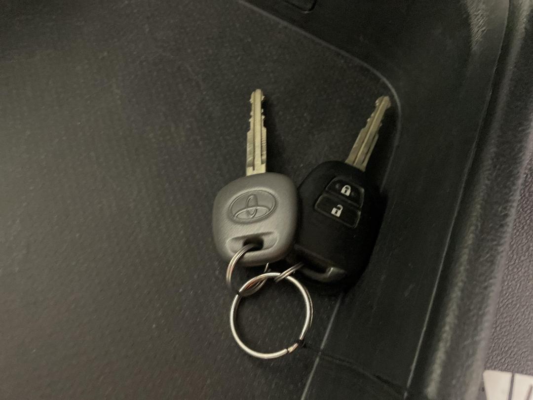 Photo '20' of Toyota Hiace Photo '20' of Toyota Hiace