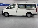 Thumbnail '22' of Toyota Hiace