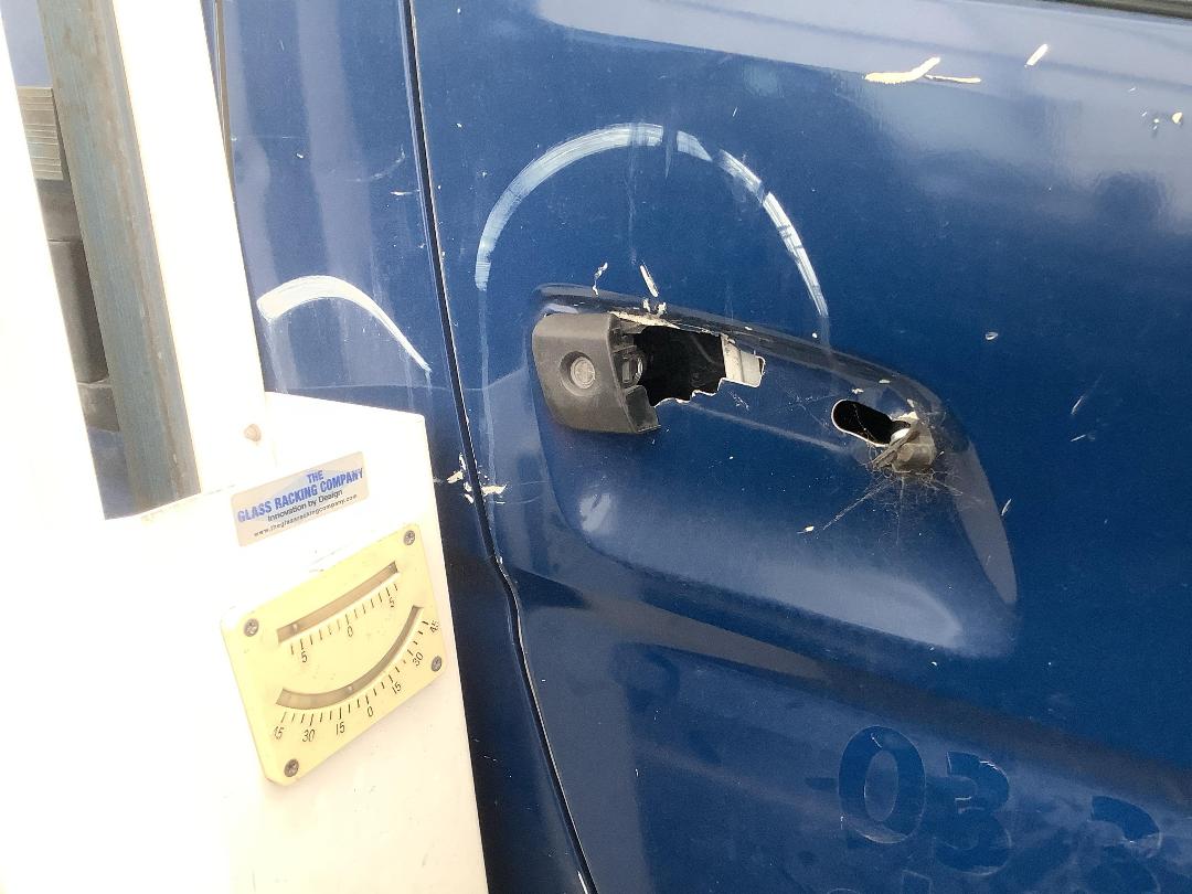 Photo '3' of Toyota Hiace Photo '3' of Toyota Hiace