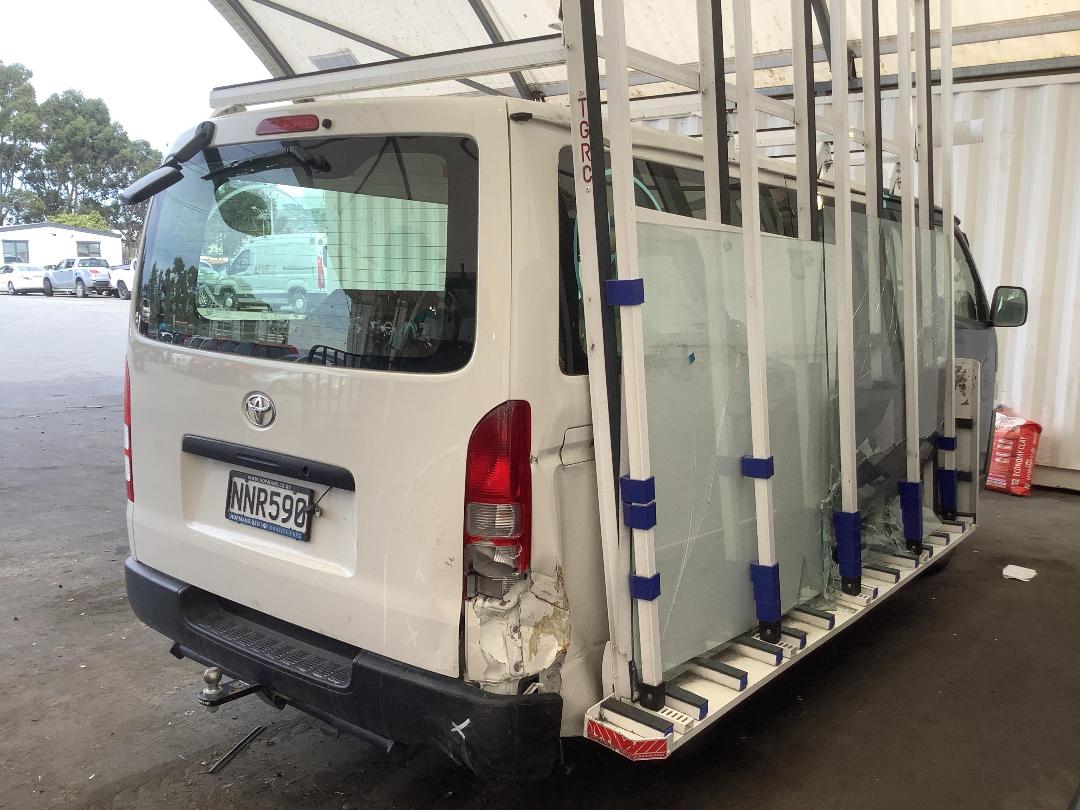 Photo '4' of Toyota Hiace Photo '4' of Toyota Hiace