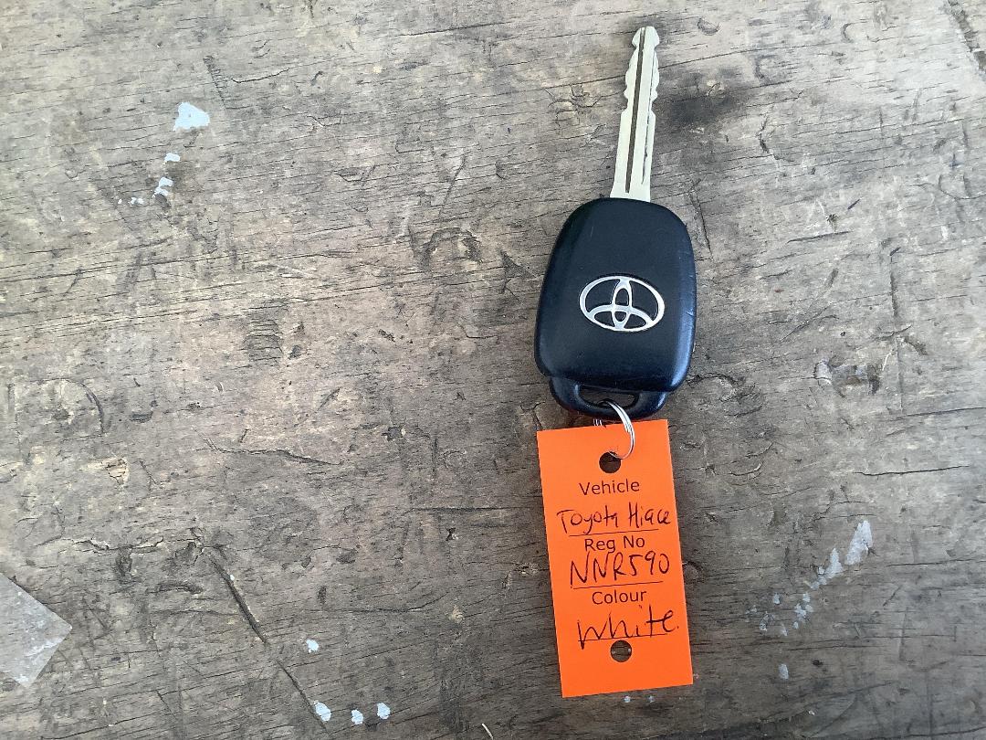 Photo '17' of Toyota Hiace Photo '17' of Toyota Hiace