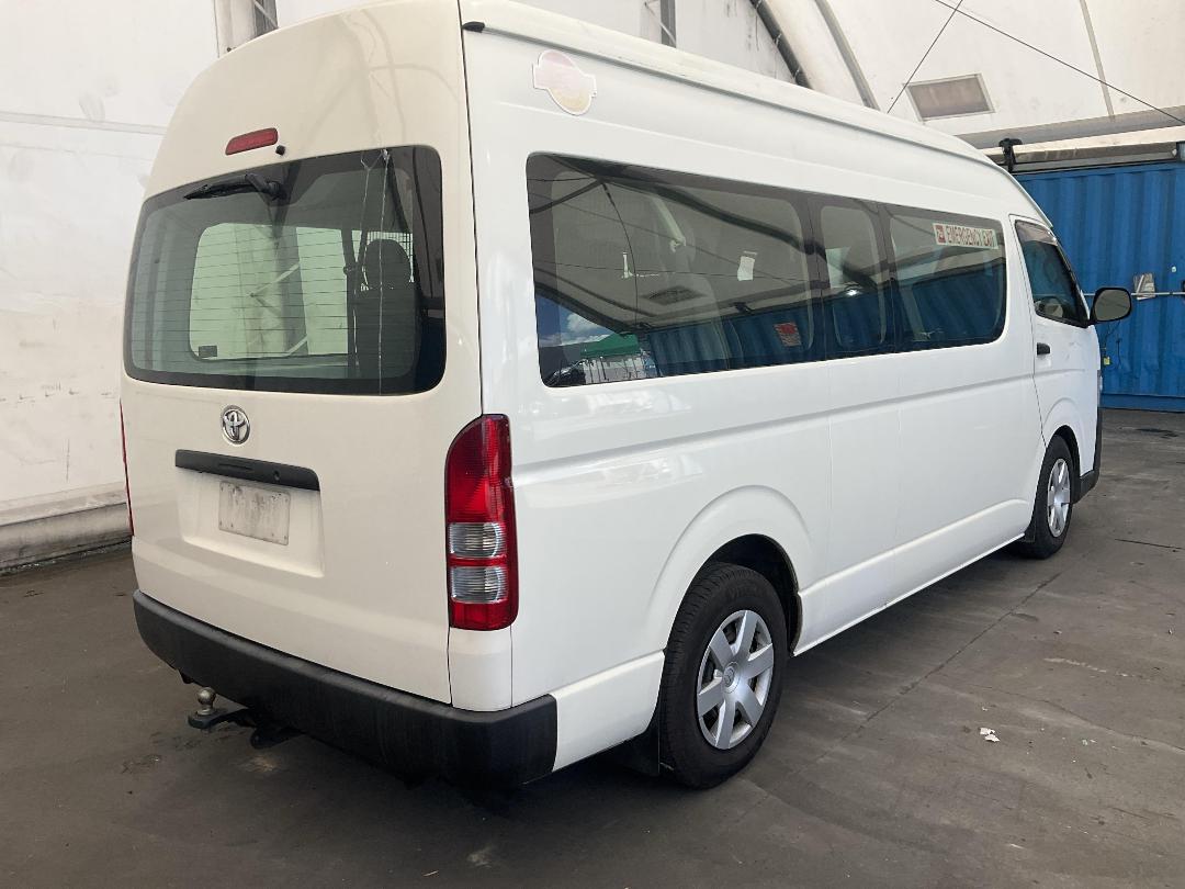 Photo '6' of Toyota Hiace Minibus TD Photo '6' of Toyota Hiace Minibus TD