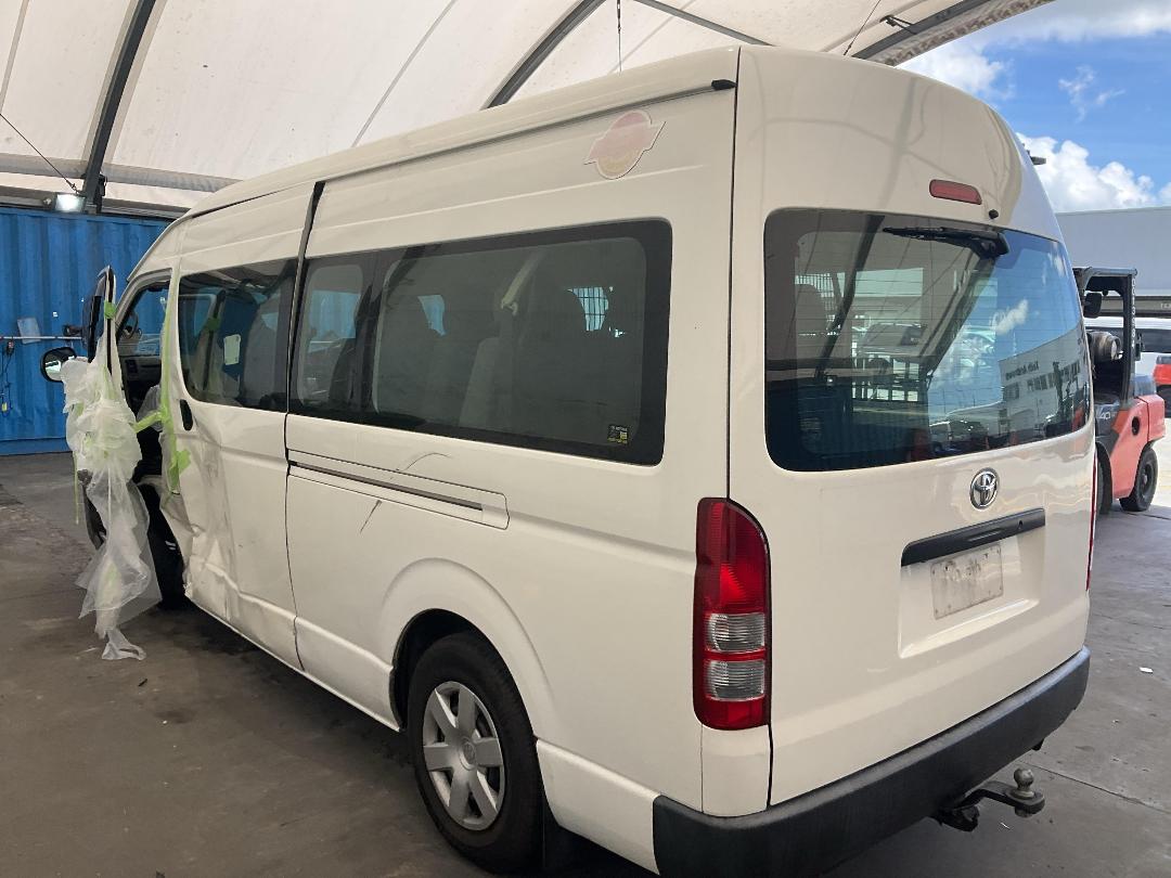 Photo '4' of Toyota Hiace Minibus TD Photo '4' of Toyota Hiace Minibus TD