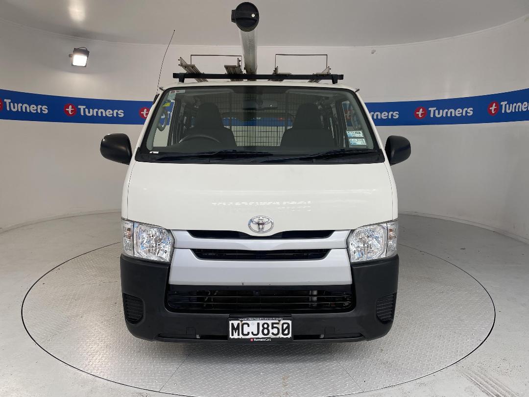 Photo '2' of Toyota Hiace Photo '2' of Toyota Hiace