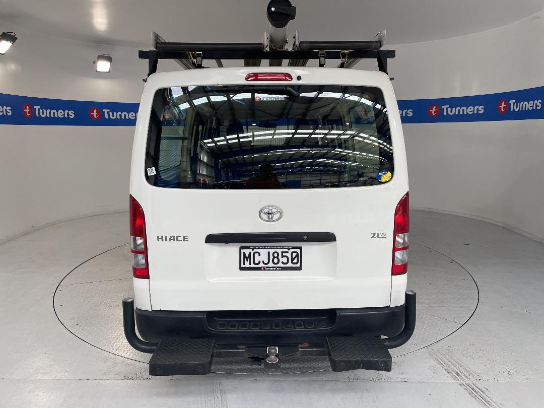 Photo '6' of Toyota Hiace Photo '6' of Toyota Hiace