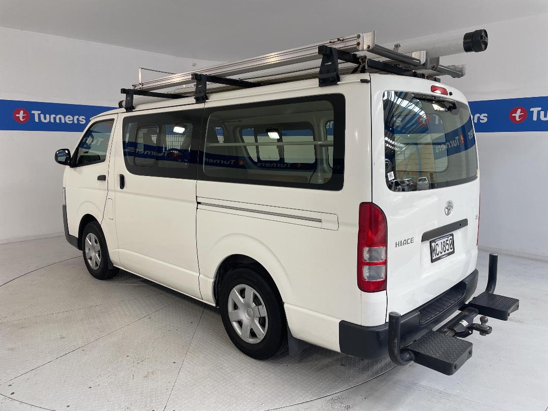 Photo '5' of Toyota Hiace Photo '5' of Toyota Hiace