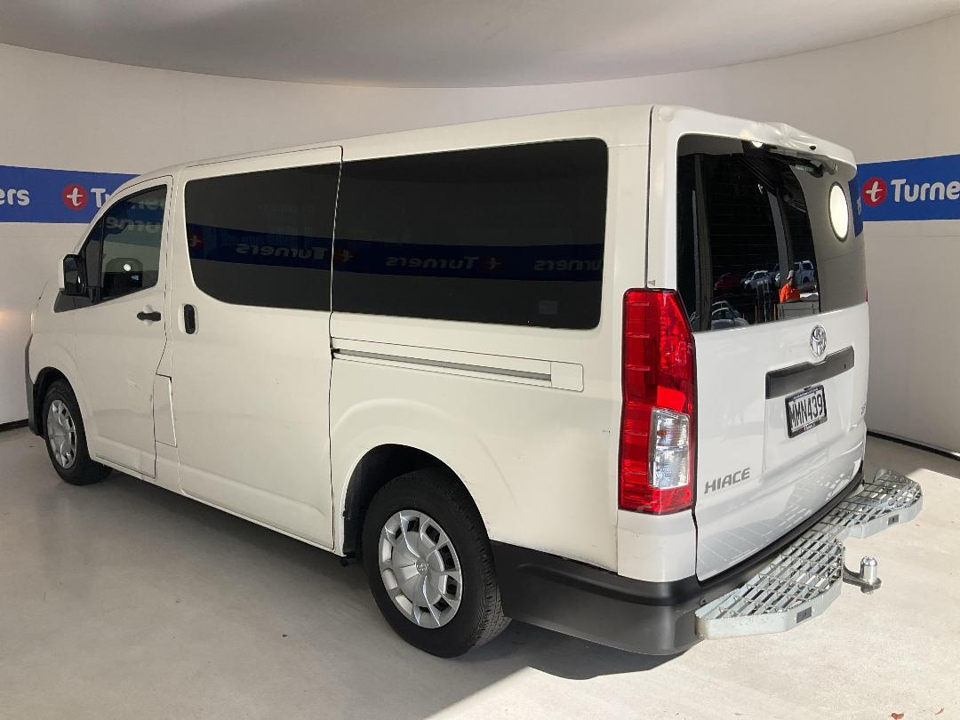 Photo '5' of Toyota Hiace