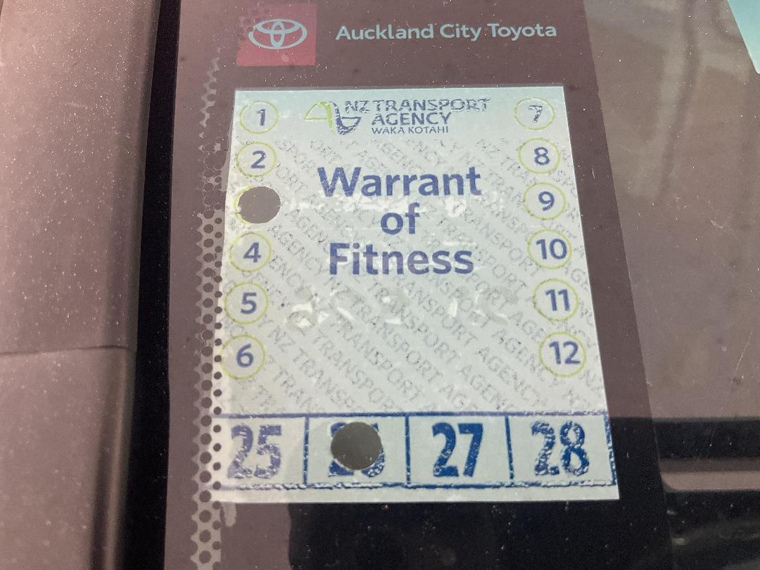 Photo '22' of Toyota Hiace